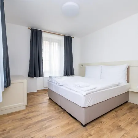 Barborsky Dvur فندق 4*